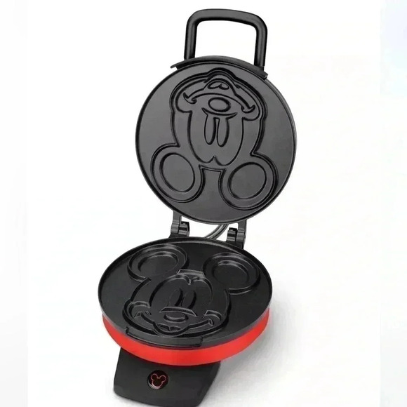 Mickey Mouse Waffle Maker - Picture 2 of 2